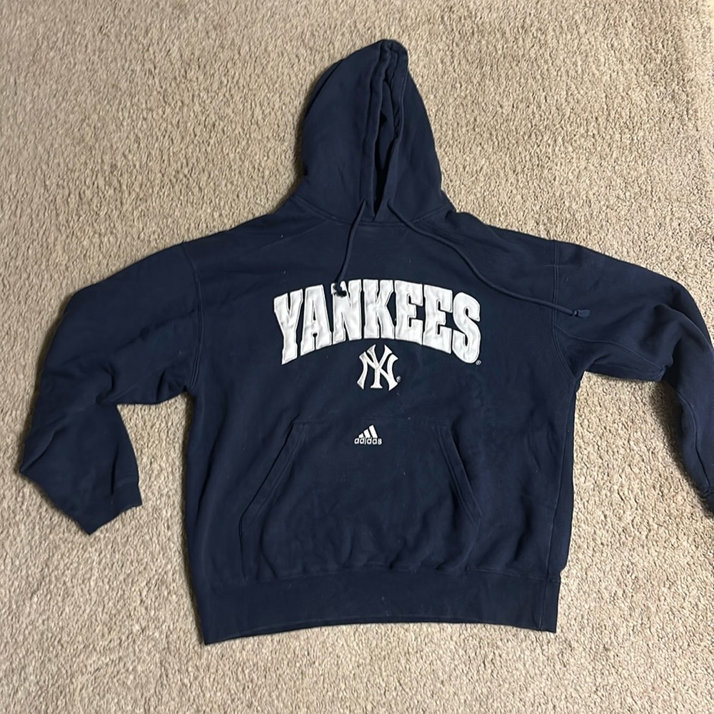 Adidas Yankees hoodie, MLB size XL. Great condition.